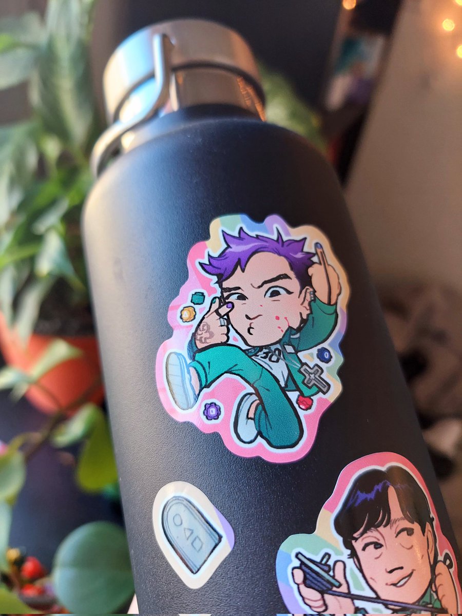 tinyufoboss's tweet image. while i resist the urge to make merch squid game 3... let's revisit everything i've made thus far ✨
#squidgame #thangyu #inhun nyaaa