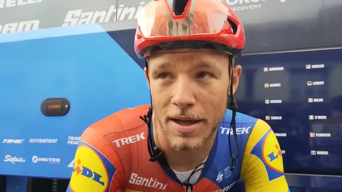 Milan to Bicisport: "I took a phone in my face, i think the girl lost it. It's beautiful to see all these people on the road but they need to stay at road sides"