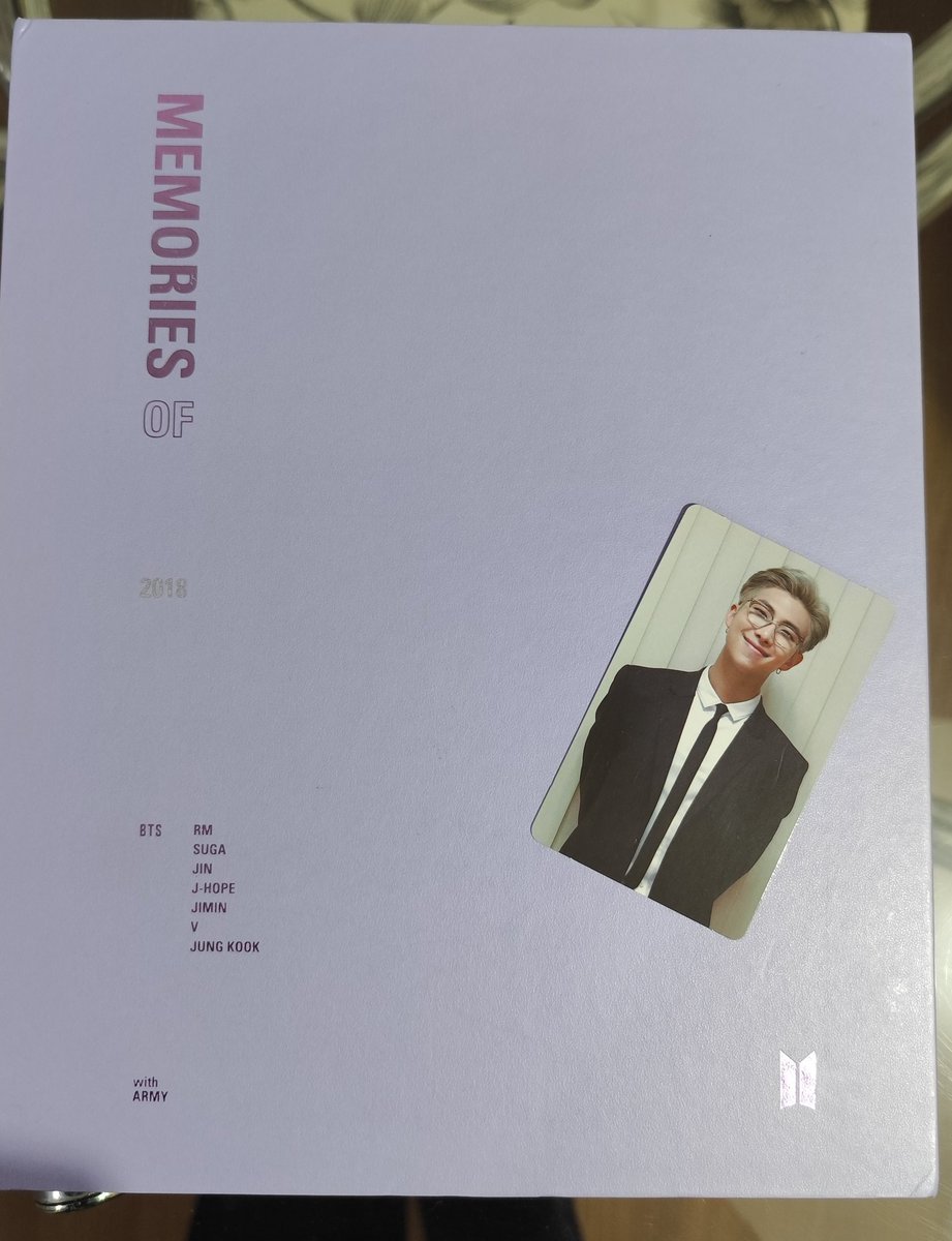 rmhopecollector's tweet photo. VENDO/VENDA BTS 

R$500+ super frete 

* MEMORIES 2018 COMPLETO

* PC NAMJOON 

* NUNCA RODADO; 
 
Produto no Brasil

FB  positivo no fixado.
@BtsVendas @vendaetrocakpop @trocaevendabts @BtstradeBR @KPopTr_Venda  @vtrocasbts @vendas_kpop  @tradingcardkpop @kpopvendaetroca 
RT pf? https://t.co/VX3cPgKMKV