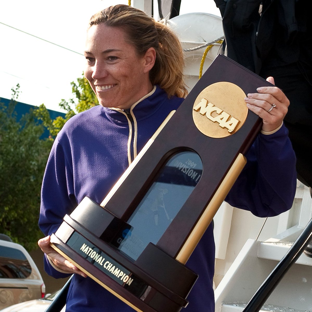 UWSoftball's tweet image. On this date in 2004, @CoachTarr was announced as the head coach of Washington Softball 🦄

🟣 The all-time winningest coach in @UWAthletics history (855)
🟣 2009 National Champion
🟣 20 NCAA Tournament appearances
🟣 8 WCWS appearances

#MightyAreTheWomen