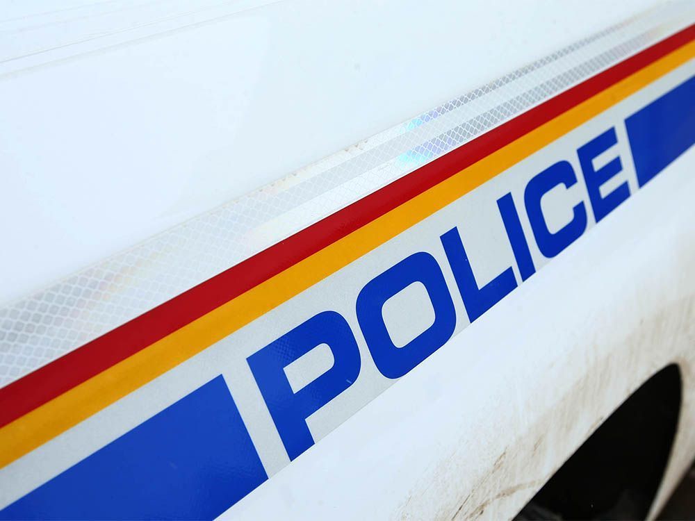 Body of 16-year-old girl found in abandoned vehicle in southern Alberta, RCMP investigating calgaryherald.com/news/local-new…