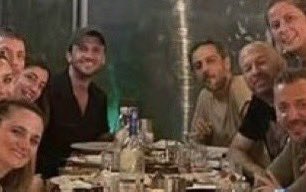 vyprody's tweet image. duygulandınız 
evet
duygulandınız 
maalesef