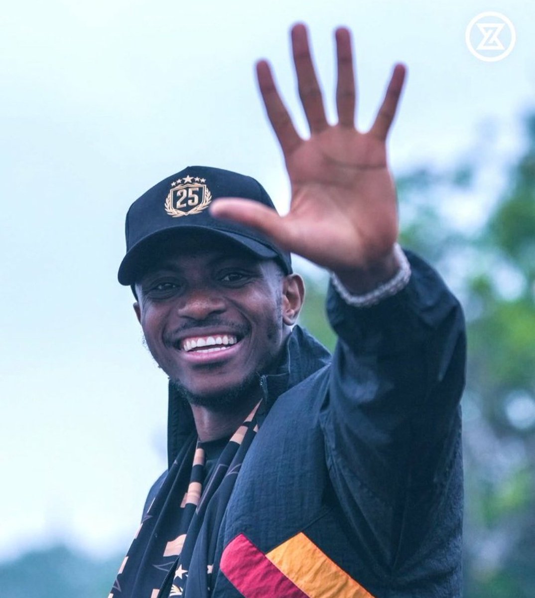 5.yıldızın baş mimarına saygı twitidir