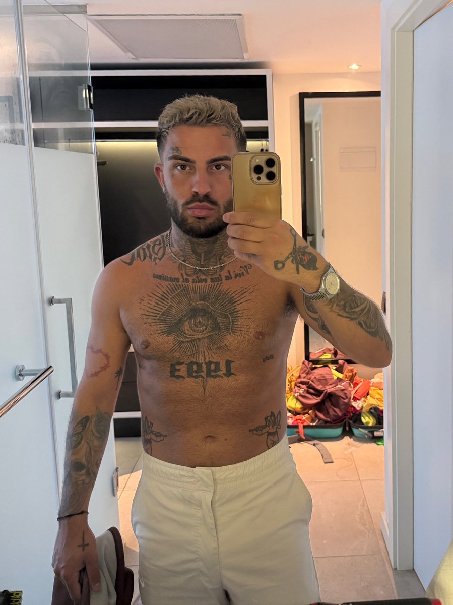 The heat is too much 🔥🔥