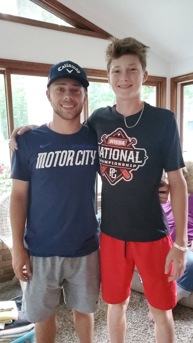 BrettBoden2's tweet image. Loved seeing my grandparents and cousins for vacation!