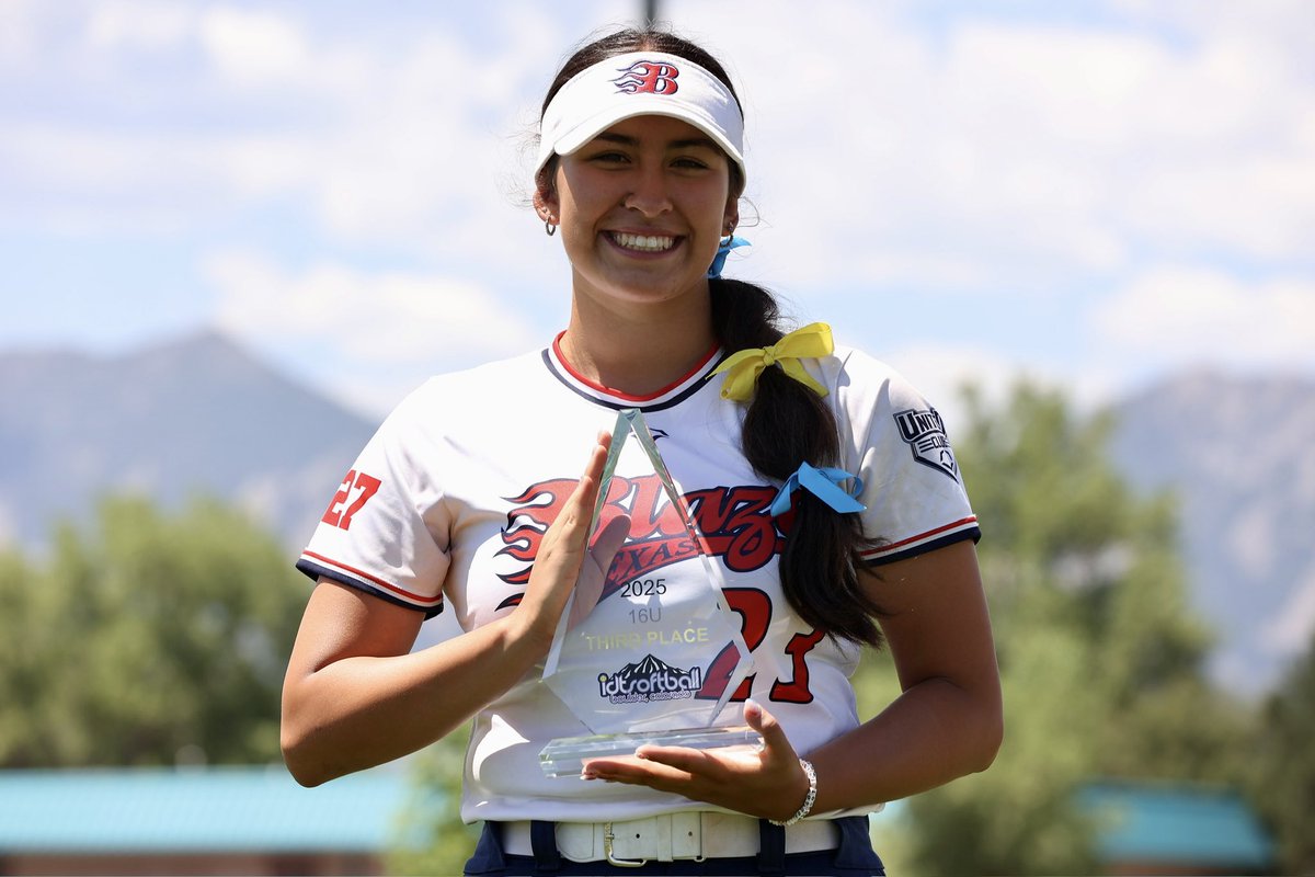 aliyanas08's tweet photo. Colorado you were good to us! BIG team wins, @BlazeUnited16u_ finished 3rd in IDT🔥biggest lesson, pressure is a privilege! I finished the week hitting .444avg
5 singles
2 doubles
1 GrandSlam
9 RBIs
2 HBP
10 QAB
Next up PGF in Cali! #LFG @C_robertson10 @playsbigger @tagupSoftball https://t.co/QkxiDJRtiu