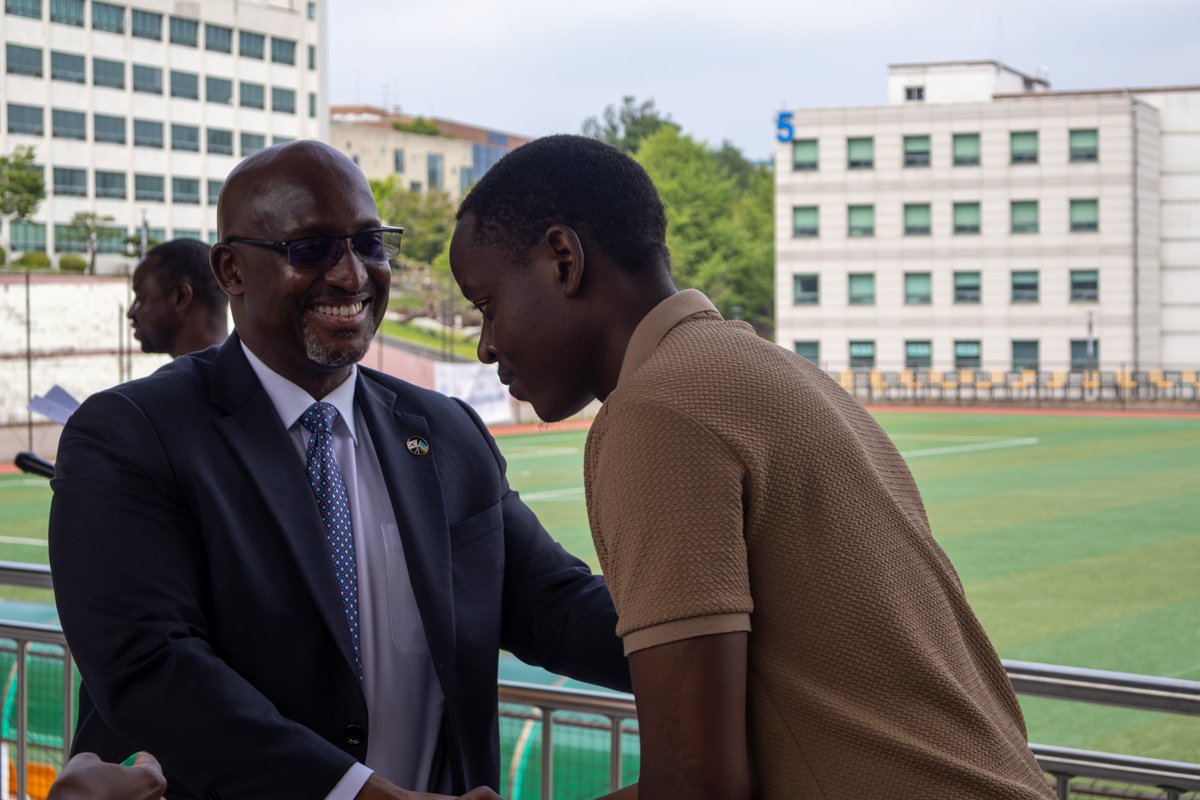 RwandainKorea's tweet photo. After the spirited #Kwibohora31 basketball and soccer games, with professionals and students facing off in friendly competition, the Embassy proudly awarded medals to all players.

All were awarded medals to showcase not only skill, but the values of teamwork, discipline, and unity. Honoring Team Spirit and Excellence! 🏅🇷🇼

#Rwanda #LiberationDay #Rwanda #DiasporaCelebration #Kwibohora