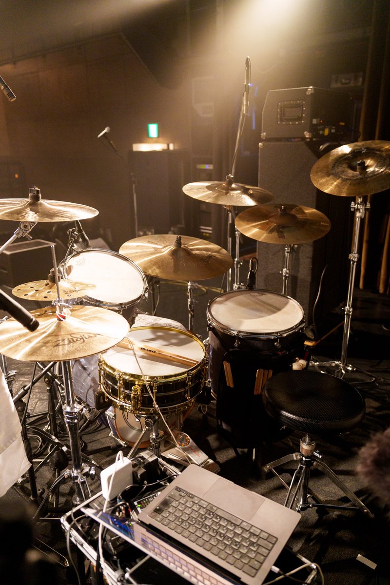 2025.07.05(Sat.)

サマーロイド
- Summeroid -

at 渋谷WWW

－－－－－

良い日だったなぁーー！！！
ドラムに気持ち込めすぎて、今背中が筋肉痛なんだよ、こんなの初めてだ...

Crab 蟹 Clubを支えてくれている全ての人に感謝です！

ありがとう！！！！！！！！！！！！！