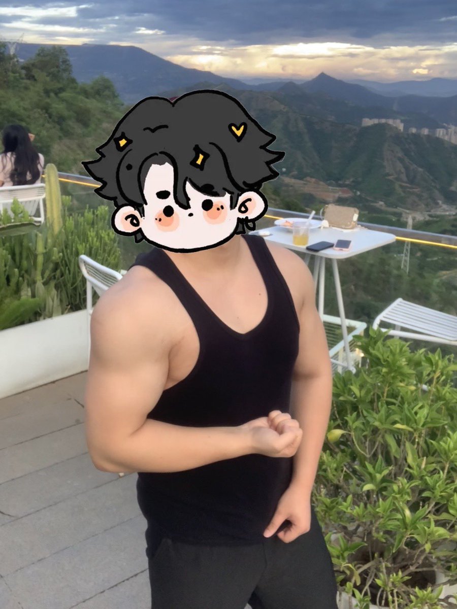 HeXuan37242's tweet photo. 182cm https://t.co/pQ5qCAA0PH