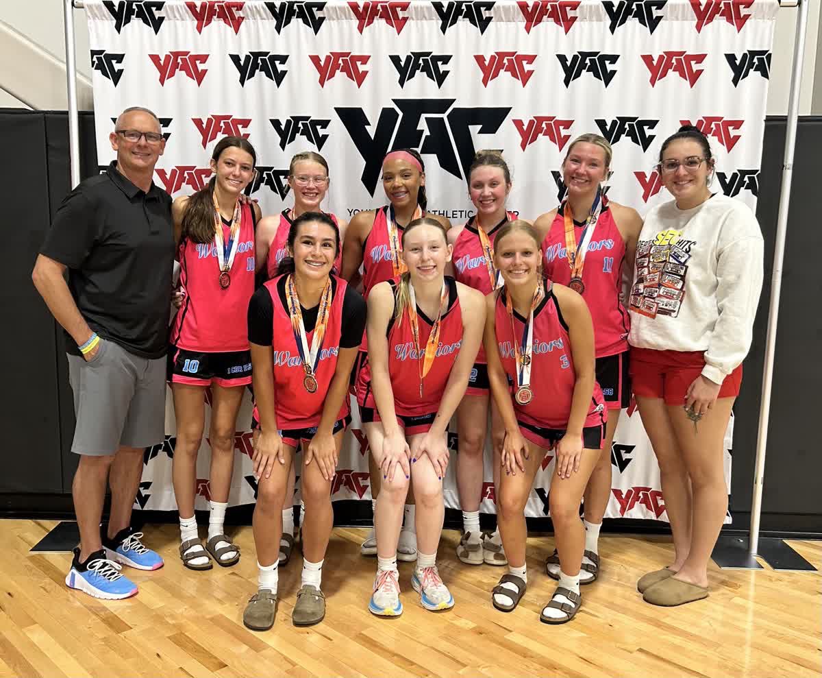 RonnieGrice4's tweet photo. The crew placed 2nd in THE END GAME!!!
@shaelynd08 @stovall_peyton @kimhen15_ @josey_dollar @StoneChezney @annekemcghee10 @annanab11 @Jaycee796293 Josey Dollar was our @GoGwatney player of the weekend.. Avg 17pts pg. 32% 3pt. https://t.co/2Lte2VFAXh