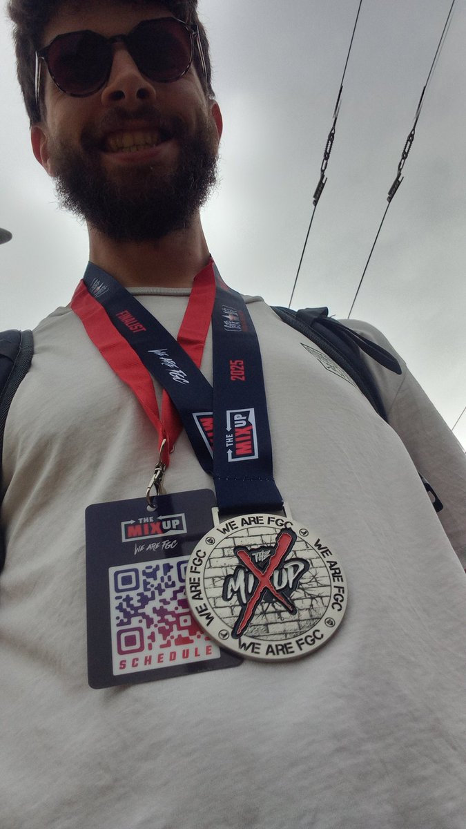 <a href="/THEMIXUPLyon/">The MIXUP</a> c'est fini pour moi !
Conclusion toujours nul a sf6 et rip Cotw.
sinon 
Top 8 Vampire
4eme sur 3.3
Et on fini avec panache pour la 2eme place sur Garou 🥈
Merci à toute la comu pour ces bons moments ! Merci au orga ! Merci à mes Nantais pour le soutien ❤️☮️ !