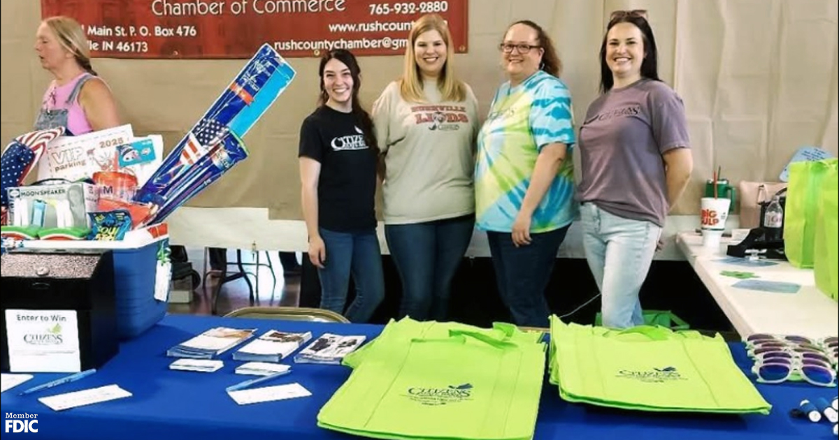 CSB_Indiana's tweet image. #TeamCSB-Rushville had a blast at the Rush County Fair! 🎡💙 We loved seeing all the smiling faces—and we definitely had the cutest visitors stop by. Special shoutout to Vivi, the absolute best prize winner ever! 😀🏆
#CSBCommunity #RushCountyFair #CommunityFun