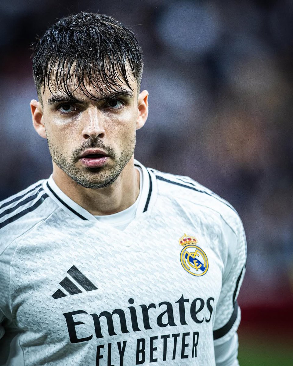 (fan) REAL MADRID FANS 🤍 tweet media