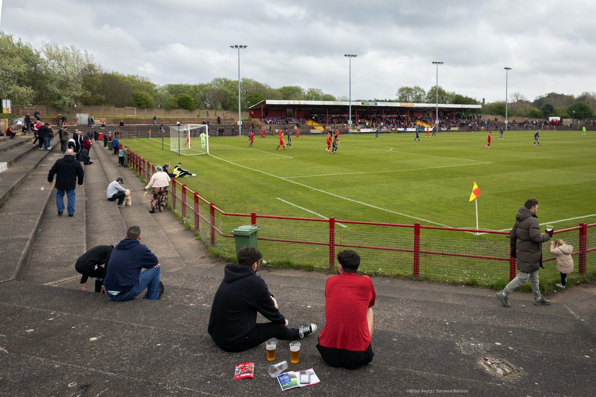 Terrace Edition (@terraceedition) on Twitter photo Some highlights from <a href="/Mike_Bayly/">Mike Bayly</a>'s 24/25 travels.
Dundee vs St Johnstone.
NSÍ Runavík vs 07 Vestur.
Hallam vs Beverly Town.
Workington AFC vs Ashton United.
#groundhopping 📸 Some highlights from <a href="/Mike_Bayly/">Mike Bayly</a>'s 24/25 travels.
Dundee vs St Johnstone.
NSÍ Runavík vs 07 Vestur.
Hallam vs Beverly Town.
Workington AFC vs Ashton United.
#groundhopping 📸