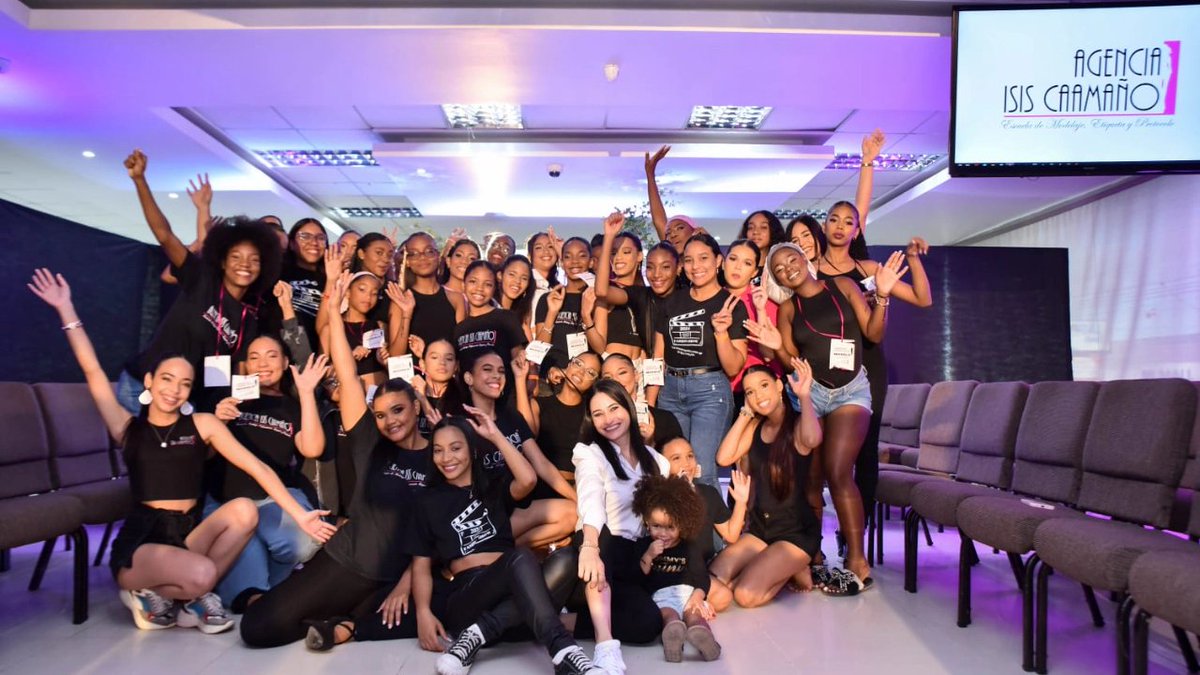 Academia de Modelaje Isis Caamaño celebra 10 años formando con propósito, disciplina y pasión 
#SinFinDeSemana #Academia #Modelaje 

Más detalles en nuestro periódico noticiassin.com

noticiassin.com/academia-de-mo…