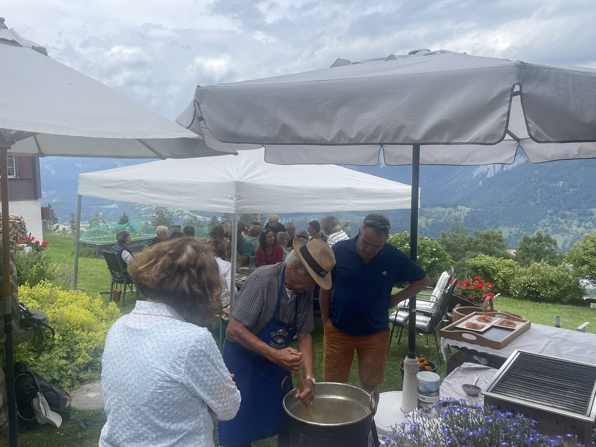 Patrick Bargetzi 💙💛 🇬🇱 è piu forte il bene! tweet media