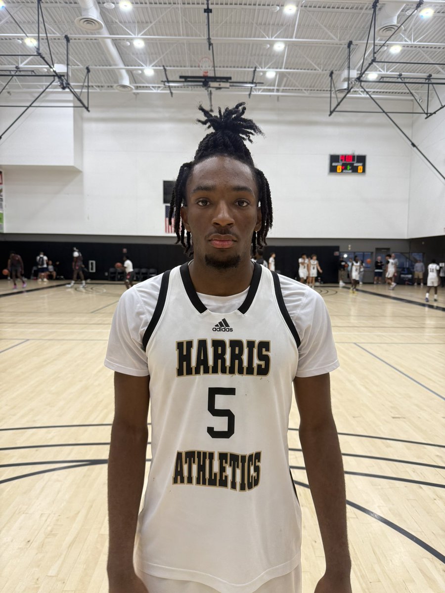 Shun Williams (@ontheradarhoops) on Twitter photo Jamir Davis is a confident scoring guard who shoots it well off screens and in a variety of actions.
He caught fire in a big comeback win over Tre Mann Elite, showing how quickly he can swing momentum.
📌:
<a href="/H_Athletics/">Harris Athletics</a>
<a href="/RossVDG14/">Ross Van De Griek</a>
<a href="/DavisJamir15/">Jamir Davis</a>
<a href="/TaiYoungHoops/">Tai Young</a> Jamir Davis is a confident scoring guard who shoots it well off screens and in a variety of actions.
He caught fire in a big comeback win over Tre Mann Elite, showing how quickly he can swing momentum.
📌:
<a href="/H_Athletics/">Harris Athletics</a>
<a href="/RossVDG14/">Ross Van De Griek</a>
<a href="/DavisJamir15/">Jamir Davis</a>
<a href="/TaiYoungHoops/">Tai Young</a>