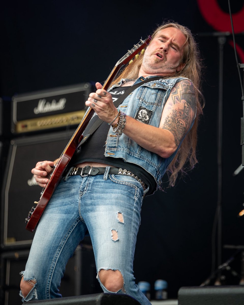 RockPicz's tweet photo. Bonafide
#bonafide #timetorock #rockpicz #rockphoto  #rockphotography #concertphotography #musicphotography #livemusic #livemusicphotography #htbarp #audioloveofficial #hardrock #rock #nikon https://t.co/QtQDco4wOc