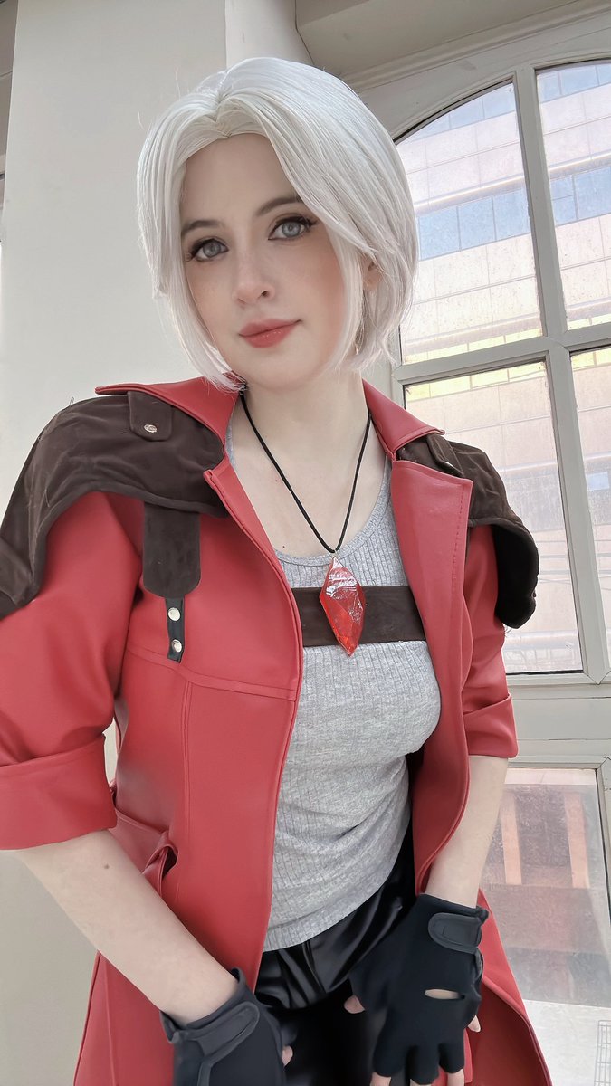 agosashford's tweet image. Dante sfw✨
