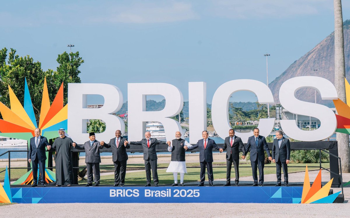 AbiyAhmedAli's tweet image. Alongside fellow BRICS leaders at this year’s summit in Rio Di Janeiro. Together, we continue to strengthen our partnership in pursuit of a more equitable and just, world. The BRICS platform remains vital in advancing shared development and global cooperation.
