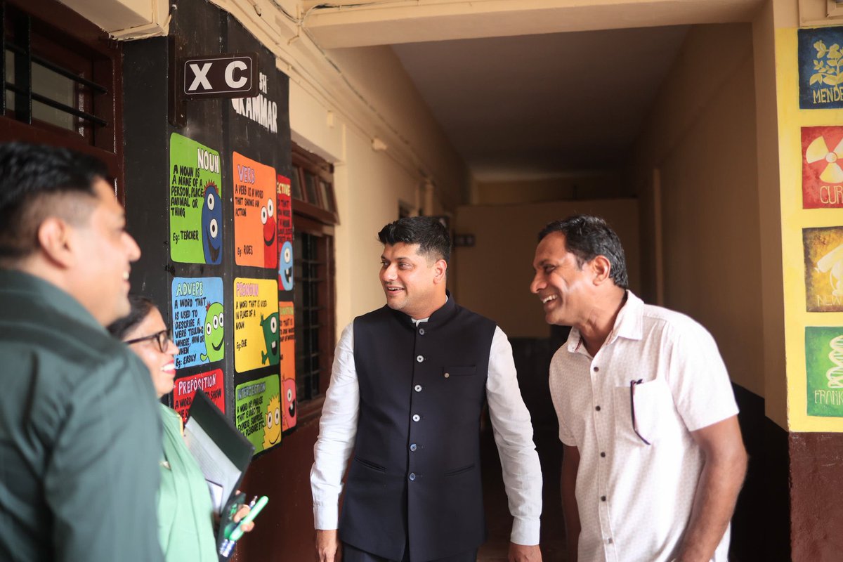 amitspatkar's tweet image. Grateful. Humbled. Inspired.

Returning to Sarvodaya High School, Curchorem—my alma mater—as the Guest of Honour was more than just a visit, it was a full-circle moment.
From a student in these corridors to addressing future leaders—it reminded me how deeply our roots shape our…