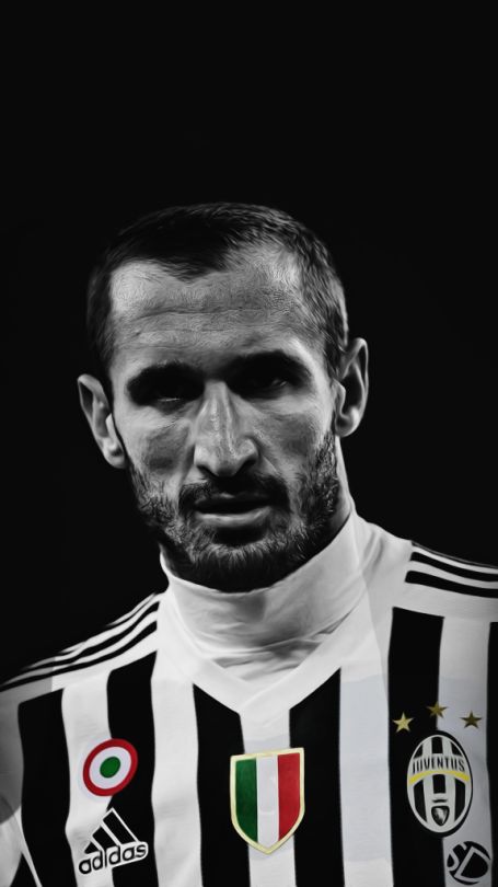 بالنسبة لي جورجو كيلليني ؟ 
توب 3 من الأعظم بمركزه 🐐

رايكم ؟