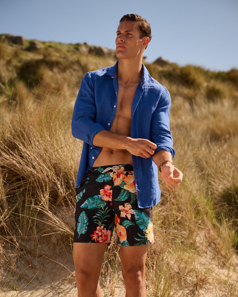 The Hawaiian Print Swim Short. Crafted from 100% recycled materials and made for sun-filled days in and out of the water.

Explore our refined edit of SS25 swimwear.

Available now online and in-store.