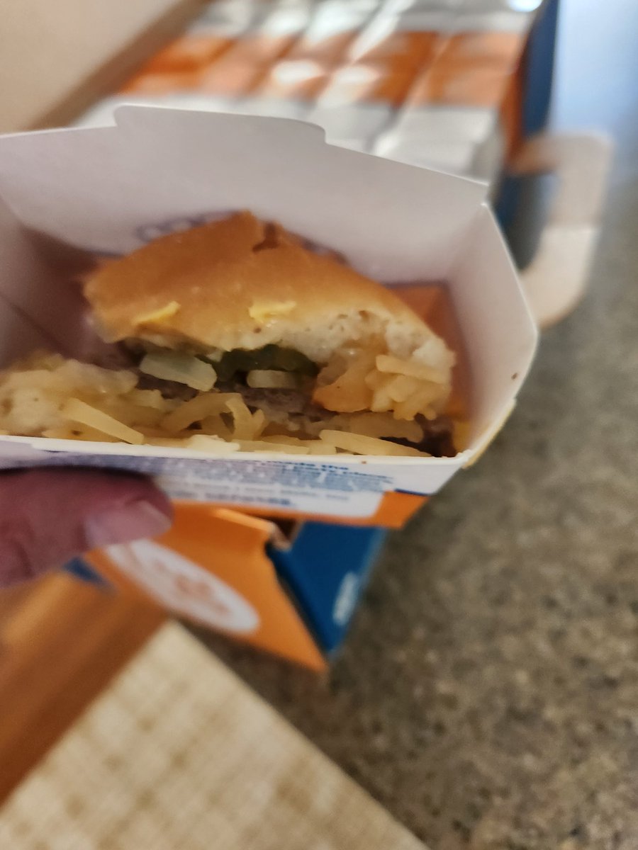 HarryFromCBus's tweet image. Now it's #FourthOfJuly Weekend!
@WhiteCastle!!!