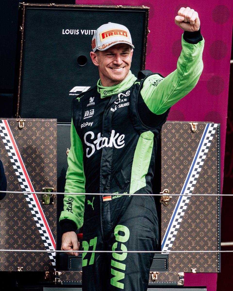 F1's tweet image. Nico 🤝 Podium 

#F1 #BritishGP