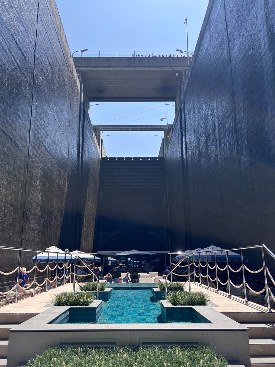 StuartRender's tweet image. 'A Taste of River Cruising' 
Day 6 on the Douro.
A relaxing morning cruising towards Regua, through yet more impressive scenery, and locks, before taking a coach to the Quinta da Avessada for lunch, with vineyards stretching in every direction.
@RivieraTravelUK 
@AGTOUK