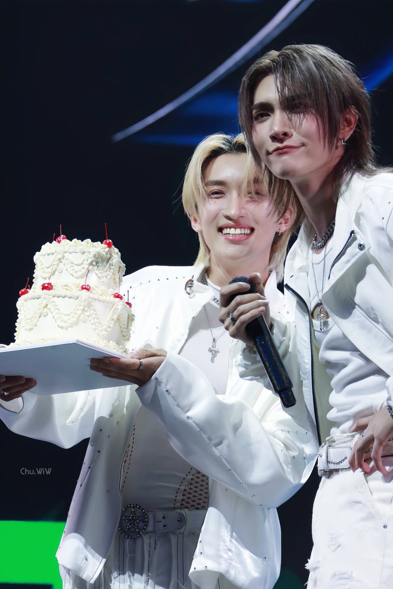 bossckmn's tweet photo. It really means a lot for me, thank you so much my forever partner in crime! Hope all the good wishes come right back to you

And last, thankyou for these touching birthday messages *terharu brutal* https://t.co/1zif8BReXo