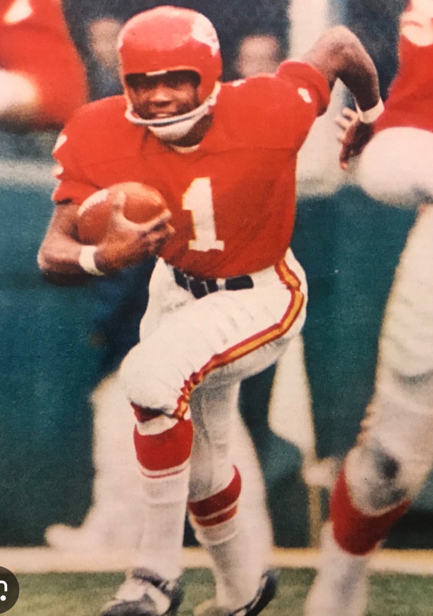 BuffaloHager's tweet photo. @Super70sSports Super Gnat https://t.co/uSgEg4x7DL