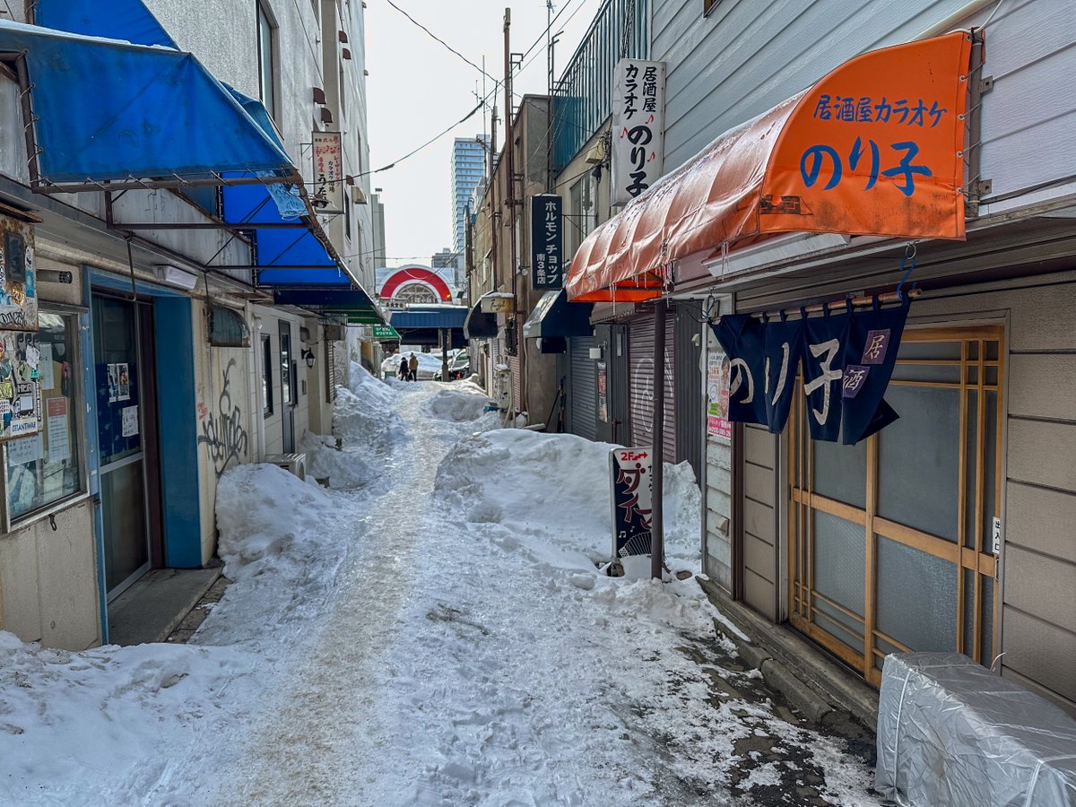 このところ暑くてやりきれないので冬のシーンをどうぞ。