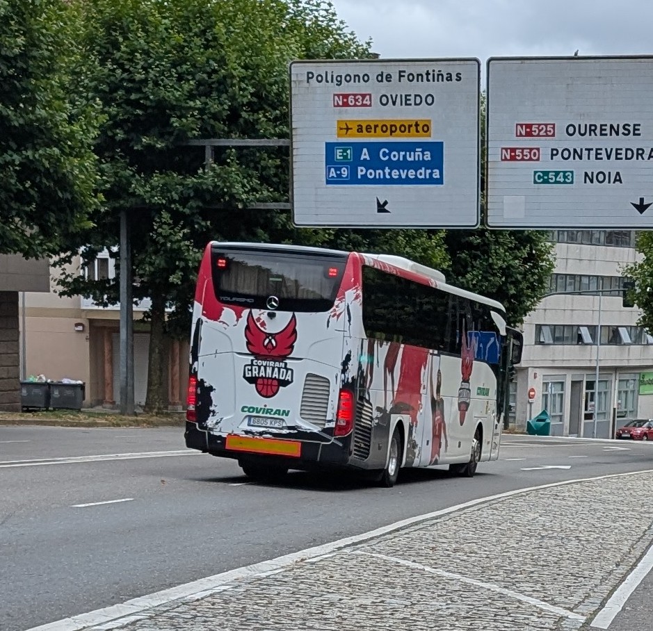 El autobús del <a href="/CoviranGranada/">Coviran Granada</a> está un poco lejos de casa
