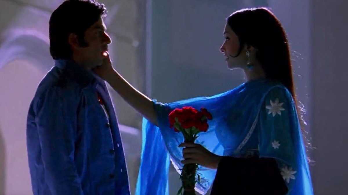 liveinframes's tweet photo. Om Shanti Om(2007) Dir.Farah Khan https://t.co/iU8LMQ9O8D