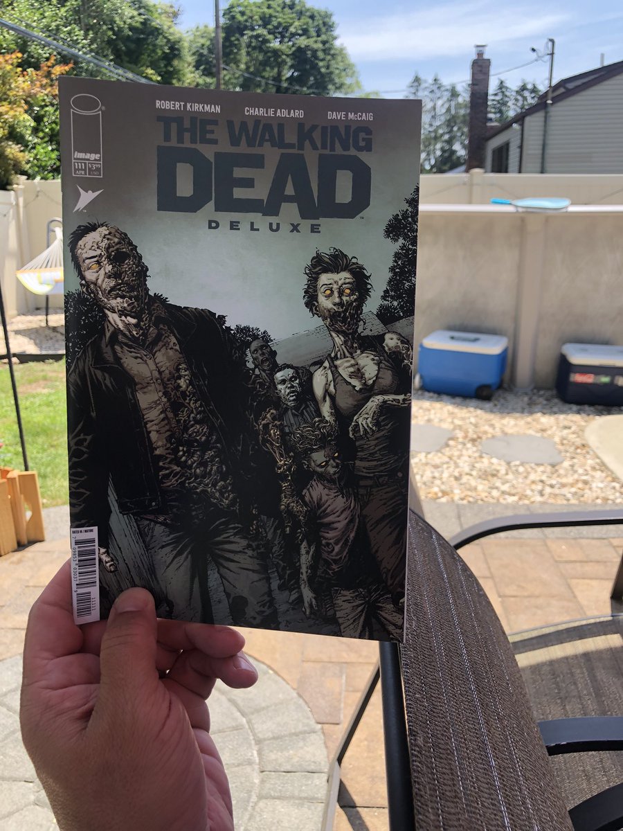 thecomicroom's tweet image. #WhatYaReading?
It’s been waaaaay too long since I’ve sat and read. It’s nice to relax on a Sunday with The Walking Dead. Enjoy your Sunday everyone! #comics #WalkingDead 🧟♂️ @RobertKirkman