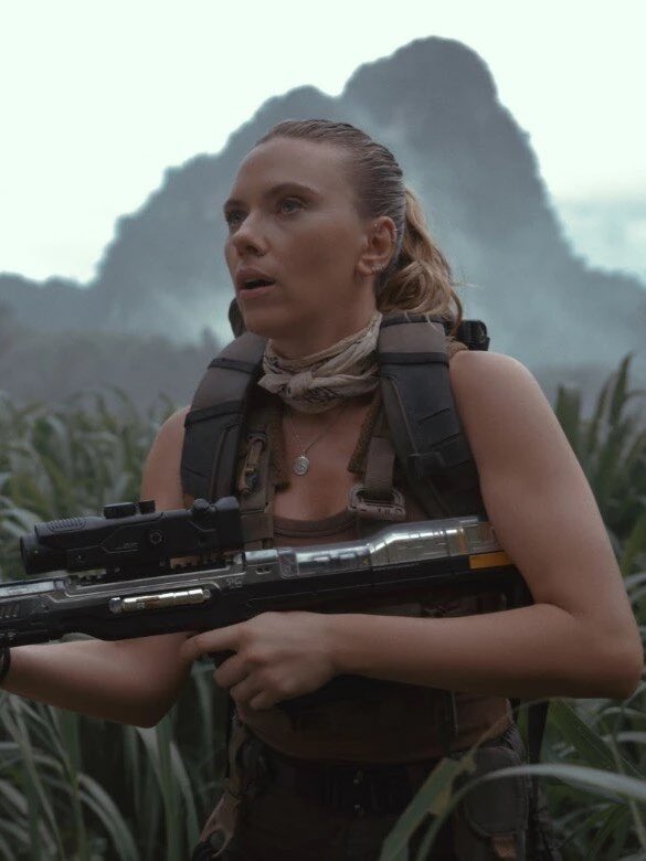 CultureCrave's tweet photo. Scarlett Johansson is now the highest-grossing actor of all time at the worldwide box office 🍿 https://t.co/9wT3BCCCXx