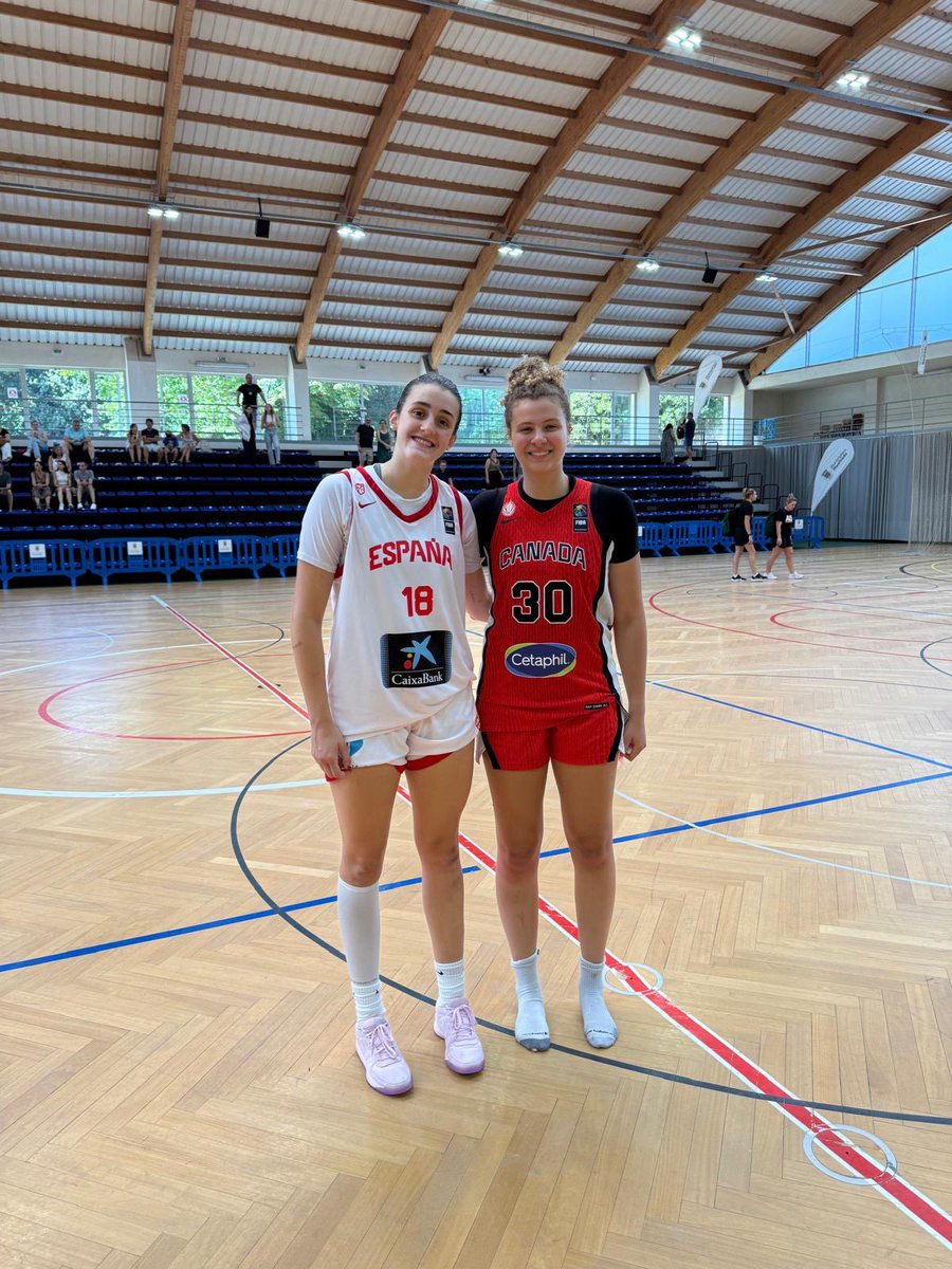 Teammates 🤝 Competitors

Good luck to Irene and Cearah! 🇪🇸🇨🇦