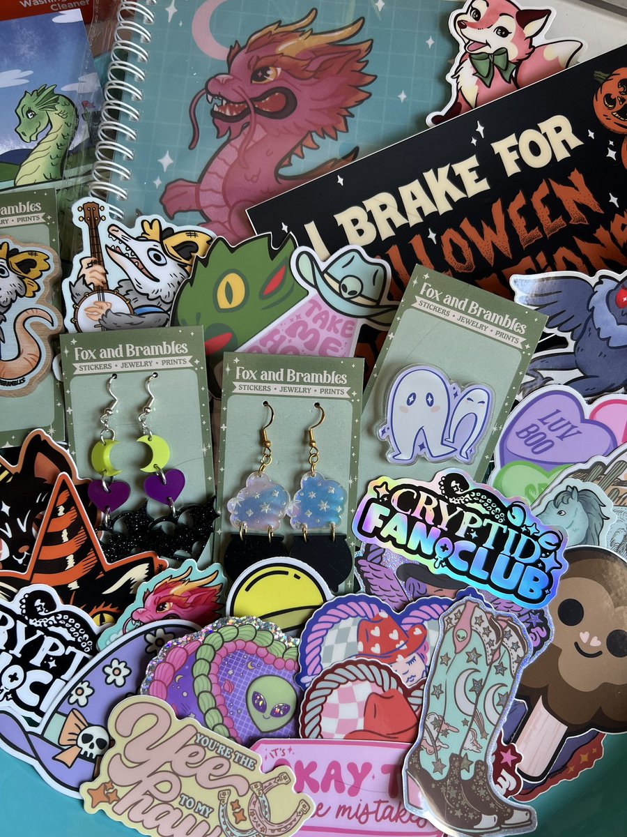 Hosting a raffle today over on Facebook to raise money for a friends cancer treatments. 30 spots available with FREE shipping. DM me here for info or check out my Facebook page for more details.