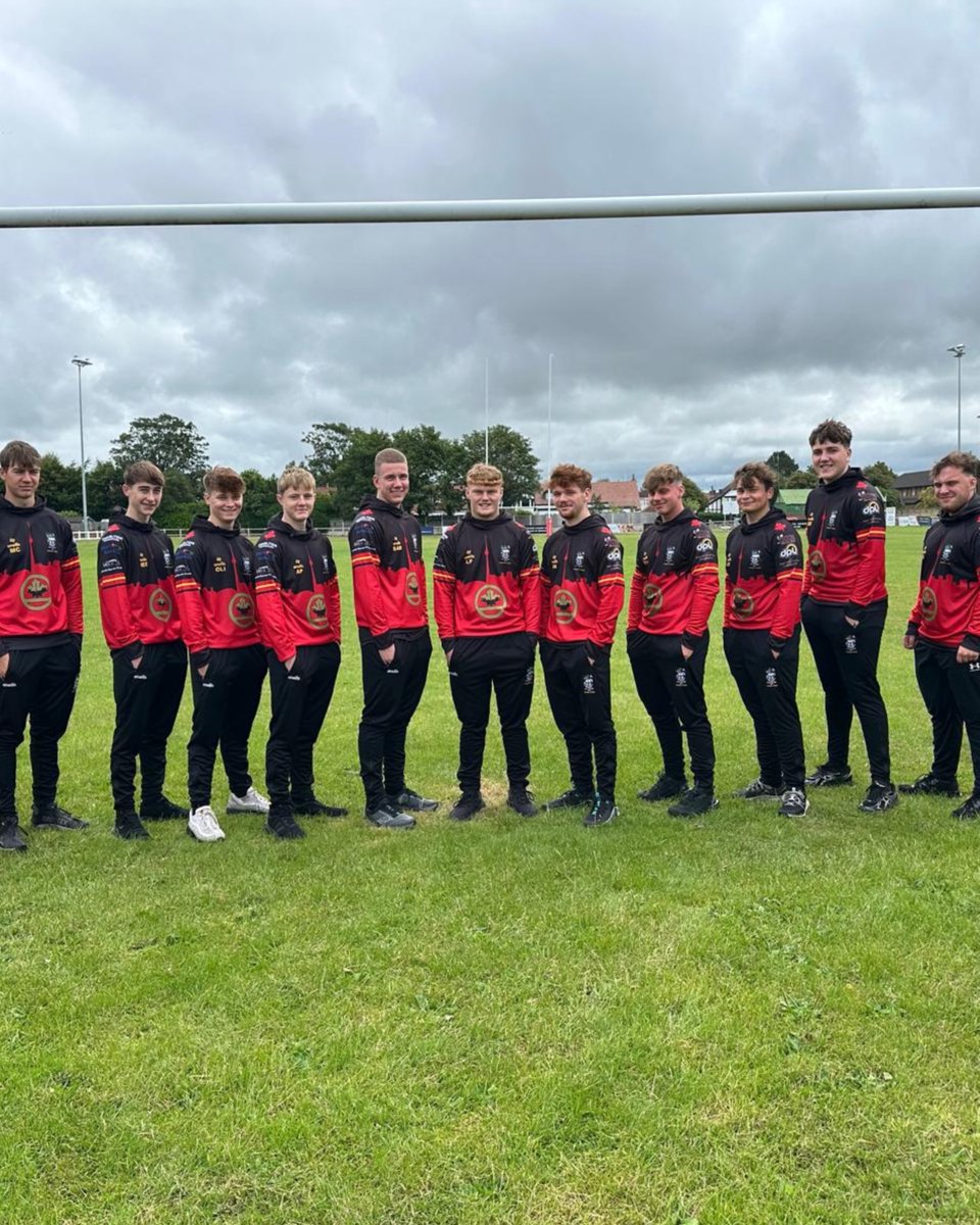 🔜🇨🇦 Under 16s all set for their tour to Canada.

🙌 Huge thanks to Charlton Minicoaches, Riley’s Removals, Arnold Barron Properties, Dogs Dinner Club, DPL &amp; Hope Funeral Care for backing our Under 16s with their new leisure gear ahead of the Canada tour later this month.