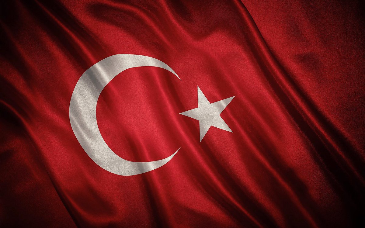 Pençe-Kilit Harekât bölgesinde yürütülen arama-tarama faaliyetleri sırasında meydana gelen elim kazada şehit olan kahraman Mehmetçiklerimize Allah’tan rahmet, kederli ailelerine, yakınlarına ve aziz milletimize başsağlığı diliyor; yaralı askerlerimize acil şifalar temenni