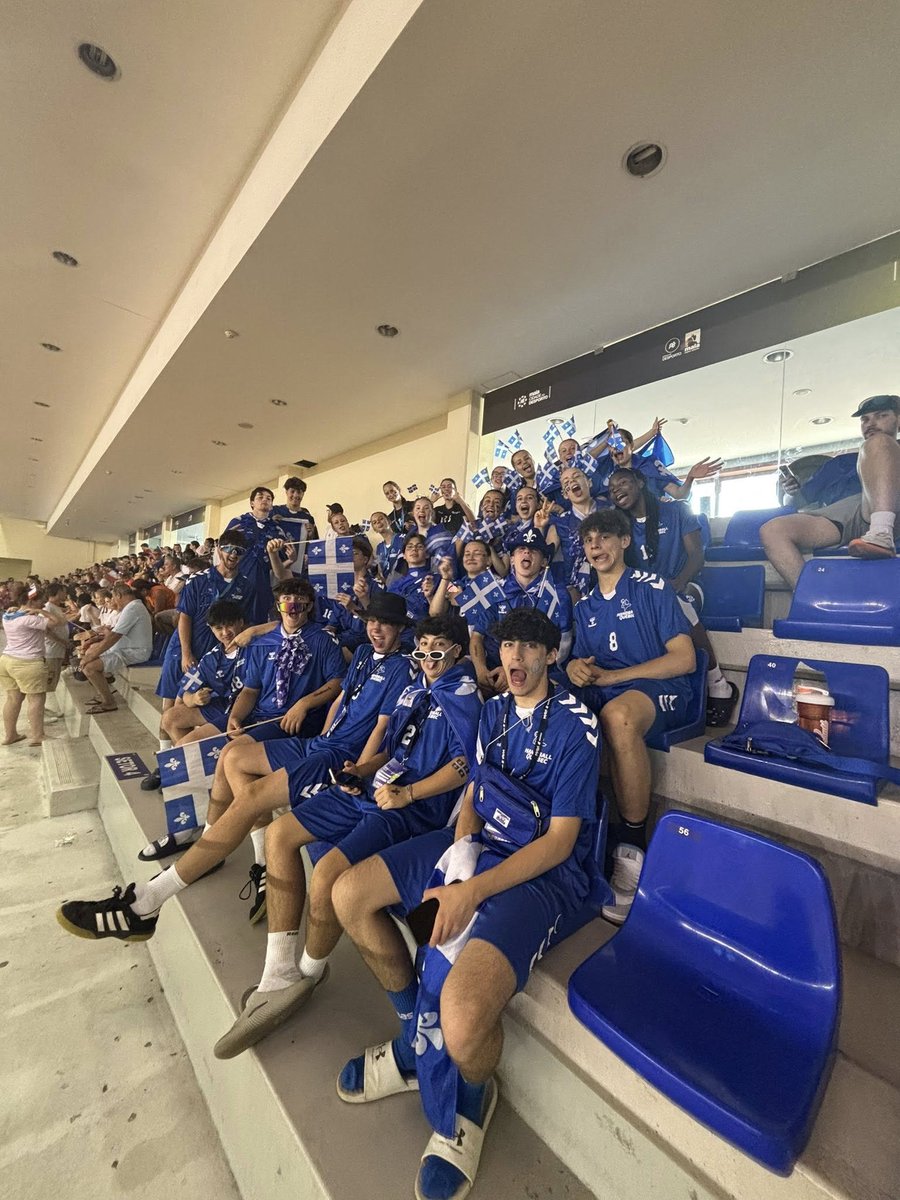 FondationEQc's tweet image. Bravo à Handball⚜️Québec d'avoir créé des équipes nationales du Québec.
Filles et garçons sont à Porto au Portugal 🇵🇹 pour la Coupe Maia.
Le Québec ⚜️ sportif a tout à gagner en se représentant à l'international.
On s'ouvre au monde!
@Handball
@ihfhandball
@SportsQuebec