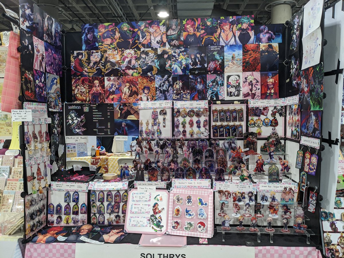solthrys's tweet image. It&apos;s the last day of AX! Can&apos;t believe it went by so fast. If you&apos;re tired of the crowds come over to row A/B it&apos;s practically a ghost town over here. Nice and chilly and no crowds to fight