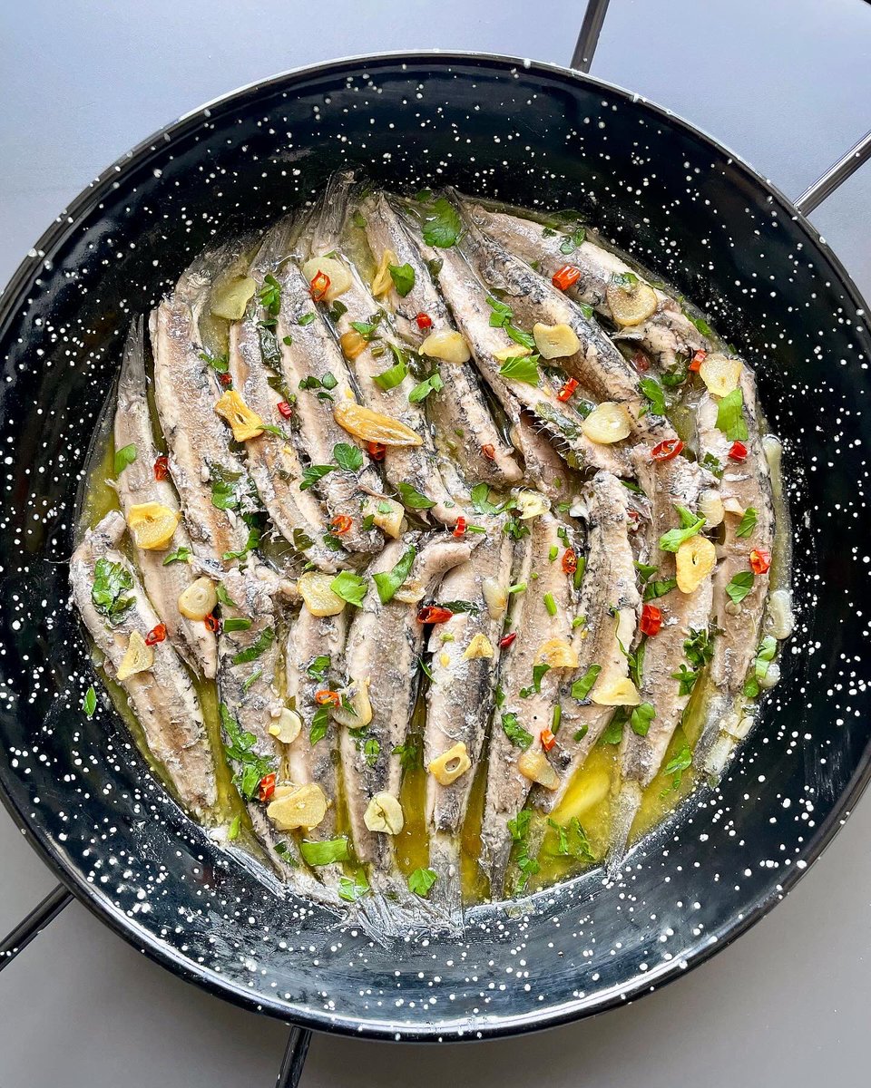 ✨BOQUERONES ó ANCHOAS al AJILLO✨
La receta más sabrosa de boquerones🎉
¡Y se prepara en menos de 3 minutos!🔝
⬇️⬇️⬇️⬇️⬇️⬇️⬇️⬇️⬇️
youtu.be/Mj-bBDCMDpg
