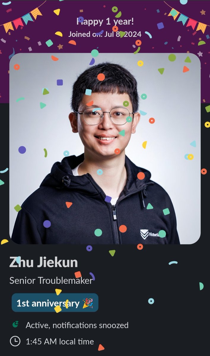 I like the saying from Alibaba: ''Fragrant in one year, aged in three, mellow in five''—now, I'm celebrating my first year at #VictoriaMetrics .
要不先休个两星期假期庆祝一下吧，就定在8月末了😆