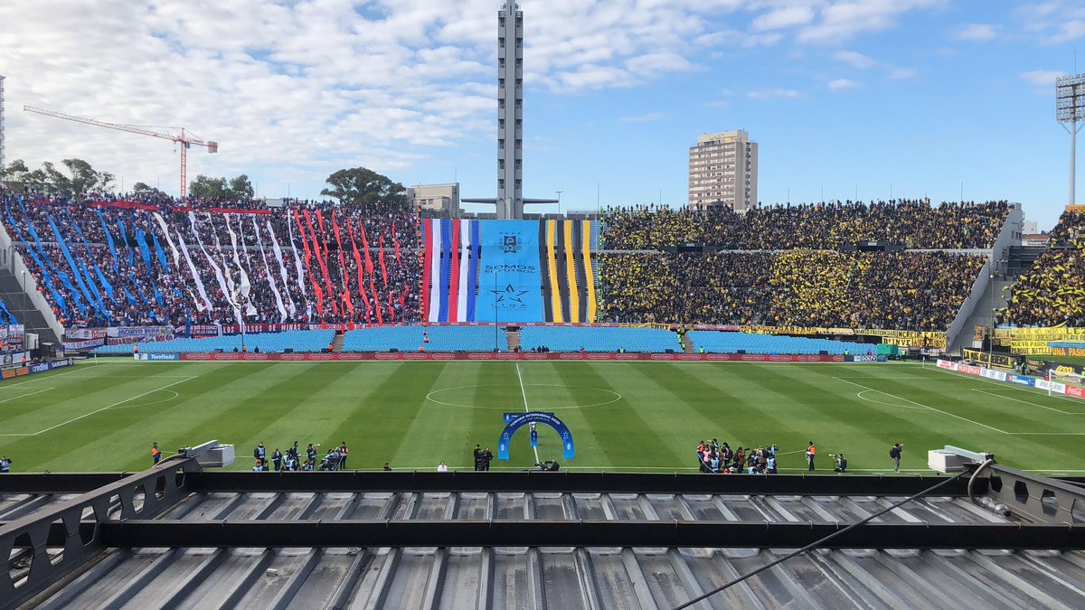 Salvando o domingo...

... Nacional x Peñarol no app da Disney (via ESPN).

Coisa linda!

#UruguaioNaESPN