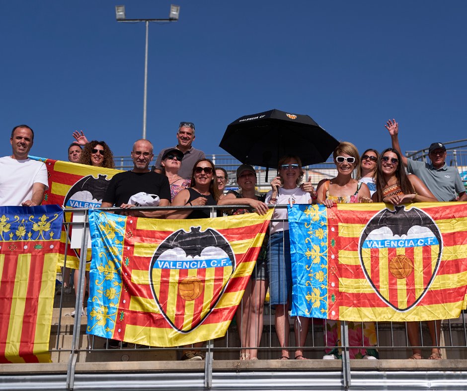 Si por algo se ha caracterizado MADCUP FOOTBALL MADRID este 2025 es por el grandísimo ambiente que hemos vivido. 

¡Gracias a todos los aficionados, familias y fans desplazados desde tantos rincones por hacerlo posible! ❤️🌍