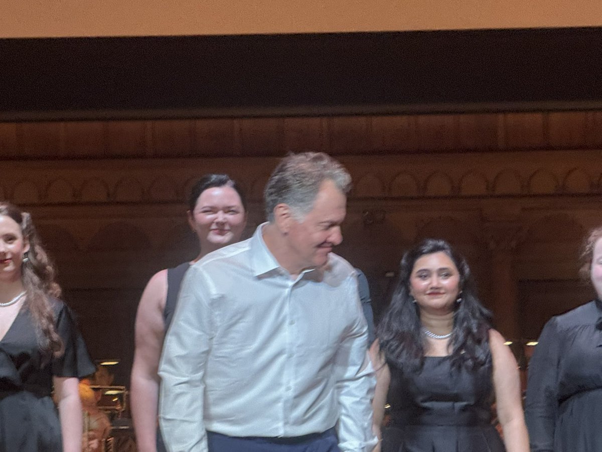 PGilluley's tweet image. Thank you @BYOpera for tonight #BYOGrimes @cadoganhall . Reinforcing why this is my favourite opera of all time. Excellent music from Cambridge Philharmonic Orchestra and Chorus. Mark Le Brocq, Mark Stone and the fantastic Emma Bell. What a way to end the week!