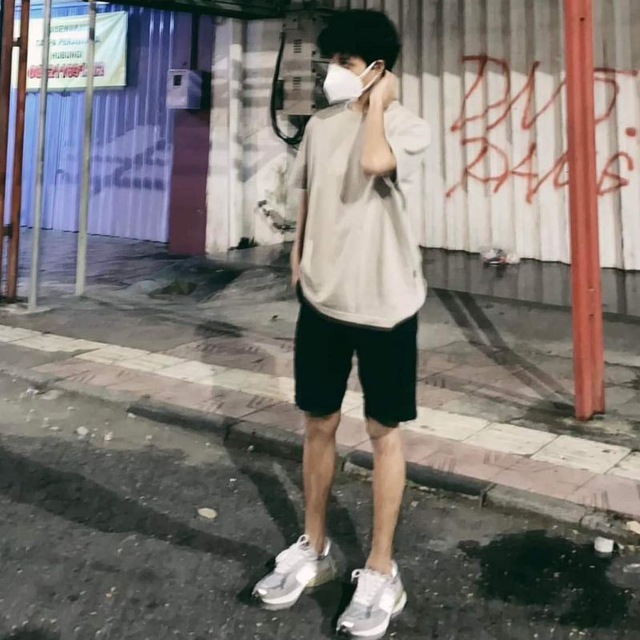careocha's tweet photo. Selamat malam, hari ini ada anak yg ngakunya kuliah di UGM jurusan teknik komputer dengan nama farhan arbiantara melakukan pemerasan ke saya. Alasannya mau buka usaha tp ga ada modal @UGMYogyakarta #duit #ugm https://t.co/wPgVNg6Fu7