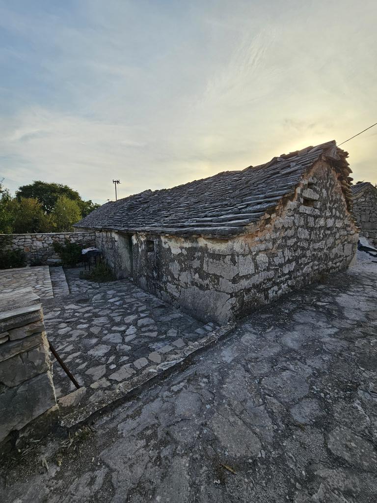 Stara dalmatinska kuća,,morao sam fotkat ,💥💥❤️❤️❤️❤️❤️